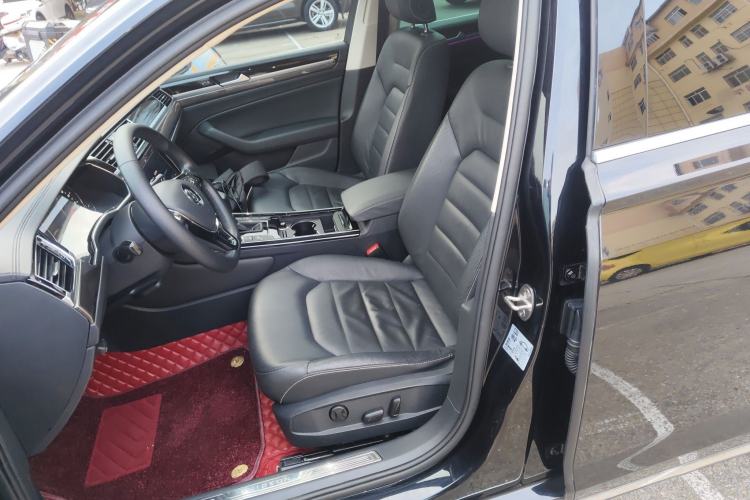 Used Volkswagen Phideon 2019 380TSI Two-Wheel Drive Business Edition China VI Standard
