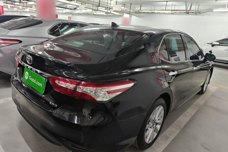 Used Toyota Camry 2021 2.0G Luxury Edition