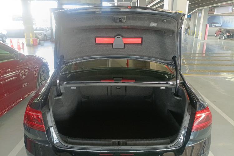 Used Volkswagen Magotan 2020 330TSI DSG Luxury Edition