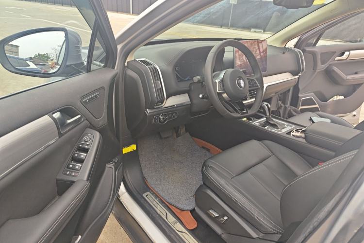 Used BYD Tang 2018 2.0T Automatic SmartConnect Prestige 7-Seater China V Standard