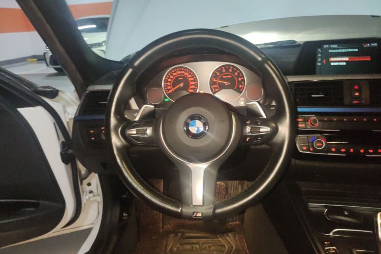 Used BMW 3 Series 2019 320i M Sport Package
