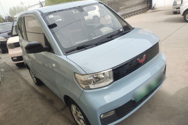 Used Wuling Hongguang MINIEV 2020 Zizai Version Lithium-NMC Front Right 45 Deg