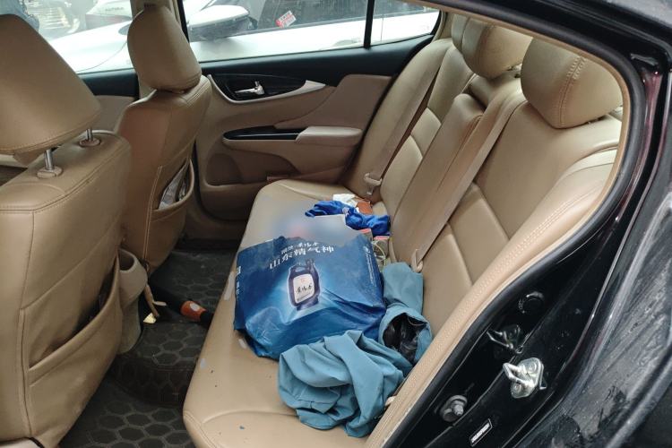 Used Honda Crider 2013 1.8L automatic luxury edition Left Rear Seat