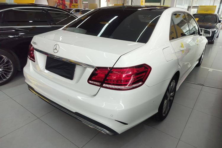Used Mercedes-Benz E-Class 2015 Facelift E 200 L Sport Edition
