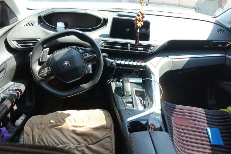 Used Peugeot 4008 2018 350THP Elite Edition Center Console