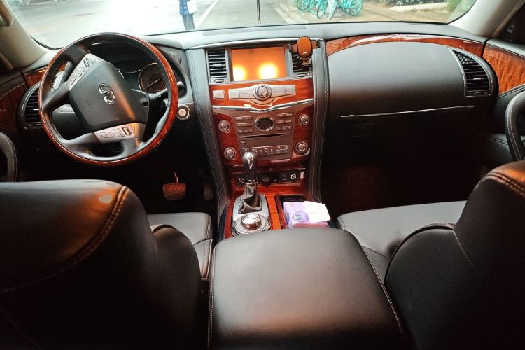 Used Infiniti QX80 2016 5.6L 4WD
