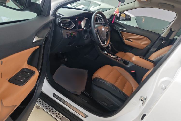 Used MG GS 2016 2.0TGI TST Luxury Edition Driver Seat