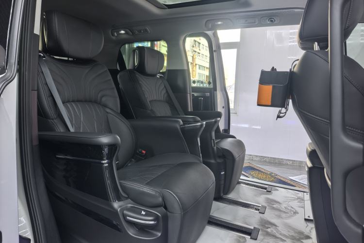 Used GAC Trumpchi M8 2024 Master Series 400T Prestige Edition