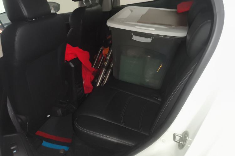 Used BYD Yuan New Energy 2019 EV535 Smart Connect Trendsetting Model
