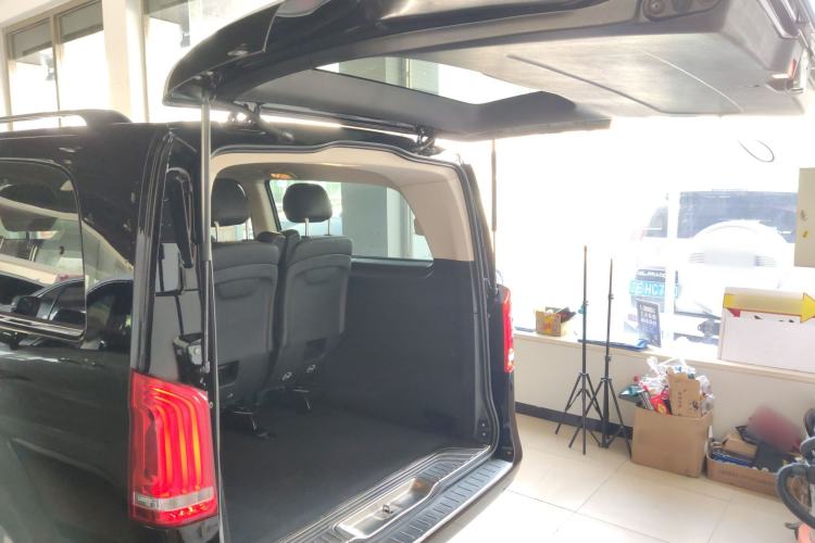 Used Mercedes-Benz Vito 2020 2.0T Elite Version 7 Seats