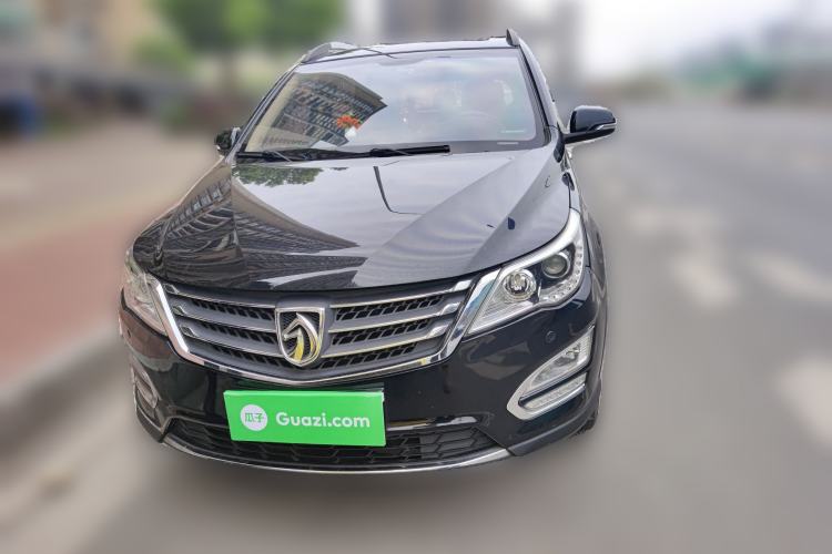 Used Baojun 560 2016 1.8L Manual Luxury Edition
