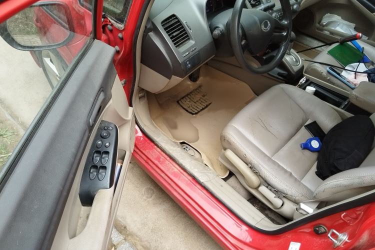 Used CIIMO 2012 1.8L Automatic
