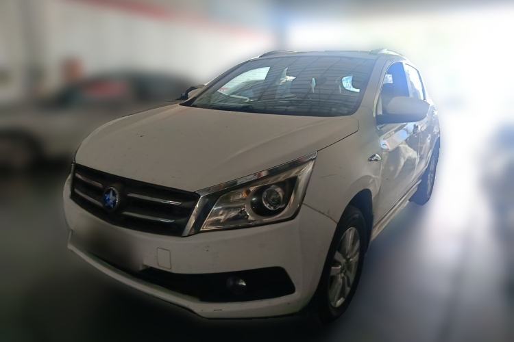 Used Venucia T70 2015 2.0L CVT Smart Edition