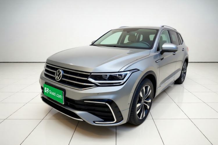 Used Volkswagen Tiguan L 2022 330TSI Automatic Two-Wheel Drive R-Line Enhanced Edition Guazi used car, China used car export, Used car for sale, Used  cars, Cheapest cars for sale