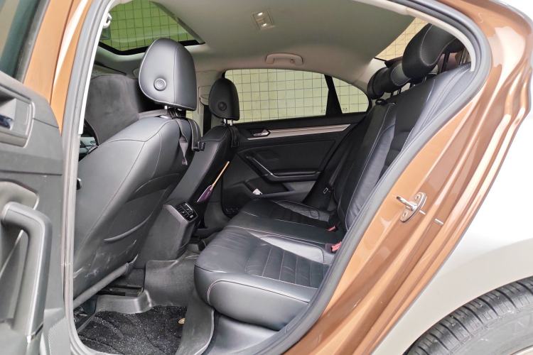 Used Volkswagen Lamando 2017 280TSI DSG Comfort Edition
