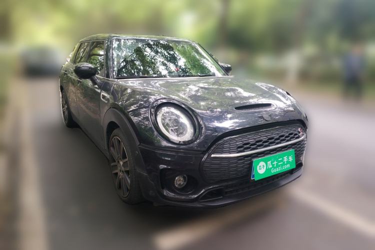 Used MINI Clubman 2021 2.0T COOPER S Front Right 45 Deg