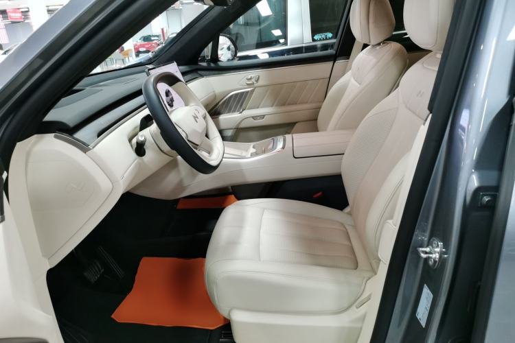 Used ONVO Luxeed L90 2025 Model—Max Six-Seater Version