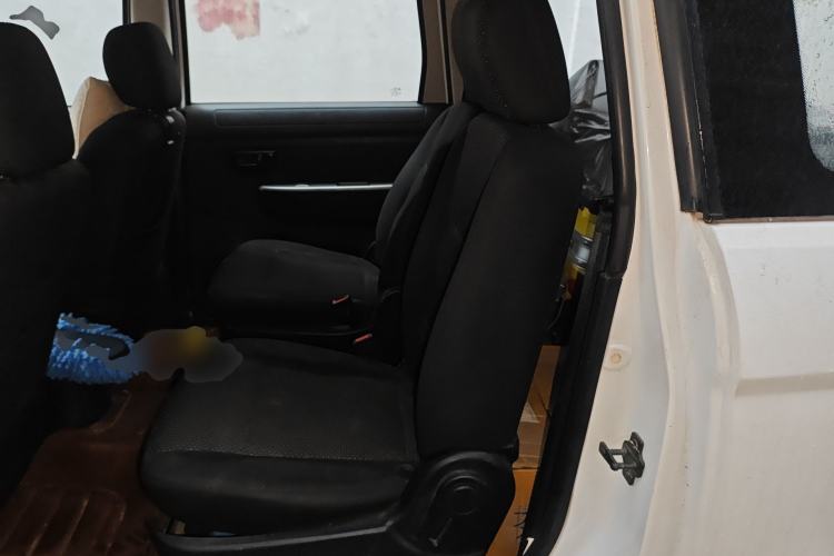 Used Dongfeng Fengon 330 2014 1.5L Manual Utility Version DK15 Left Rear Seat