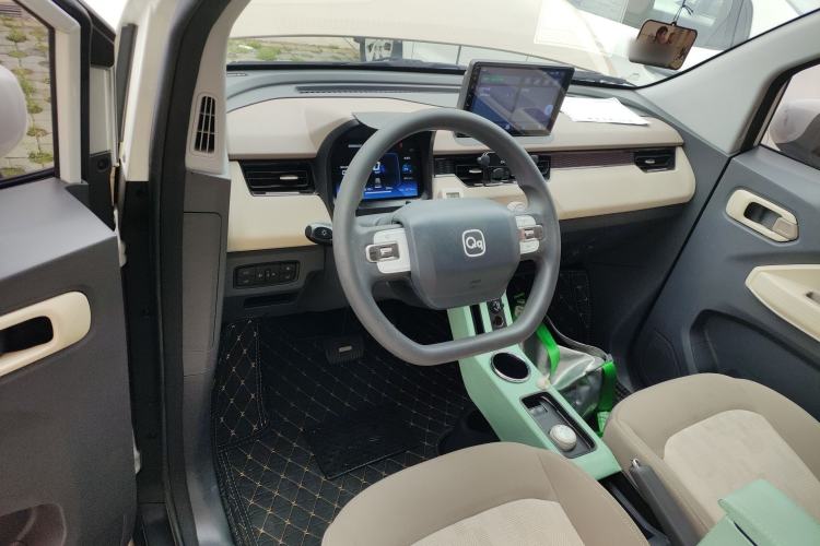 Used Chery QQ Ice Cream 2024 Edition Youth Version 205km Sundae