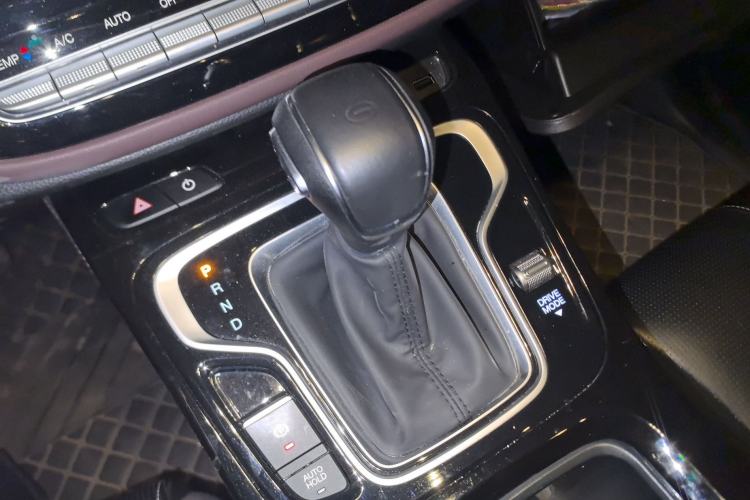 Used GAC Trumpchi M6 2023 PRO 270T DCT Luxury Edition Gear Lever