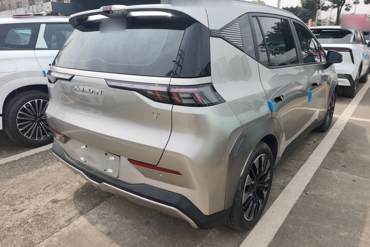 Used AION Y 2022 70 Intelligent Edition Lithium Iron Phosphate
