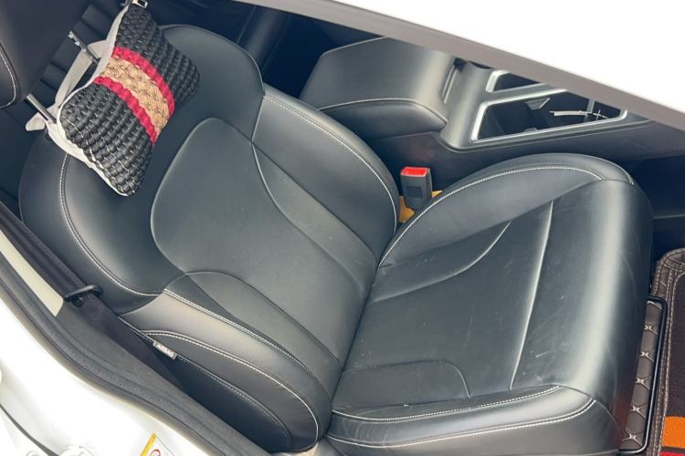 Used Haval M6 2021 PLUS 1.5T DCT Comfort Edition Right Front Seat