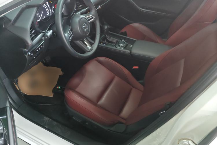 Used Mazda 3 Axela 2023 2.0L Automatic ZhiZhen Edition Left Front Seat
