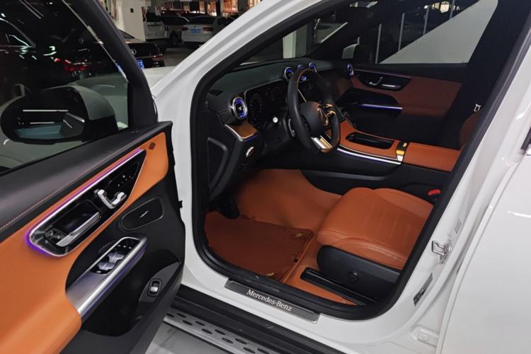 Used Mercedes-Benz GLC 2024 Refreshed GLC 300 L 4MATIC Dynamic Version 5 Seats