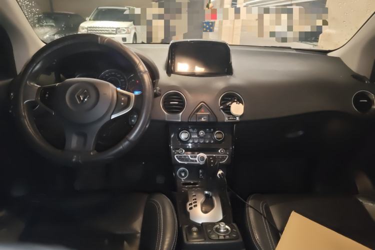 Used Renault Koleos 2012 2.5L Two-Wheel Drive Comfort Edition with Navigation
