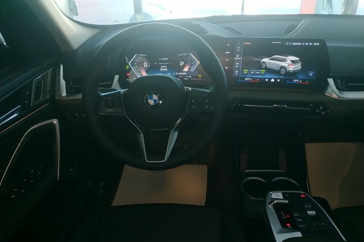 Used BMW X1 2023 xDrive25Li X Design Package Steering Wheel