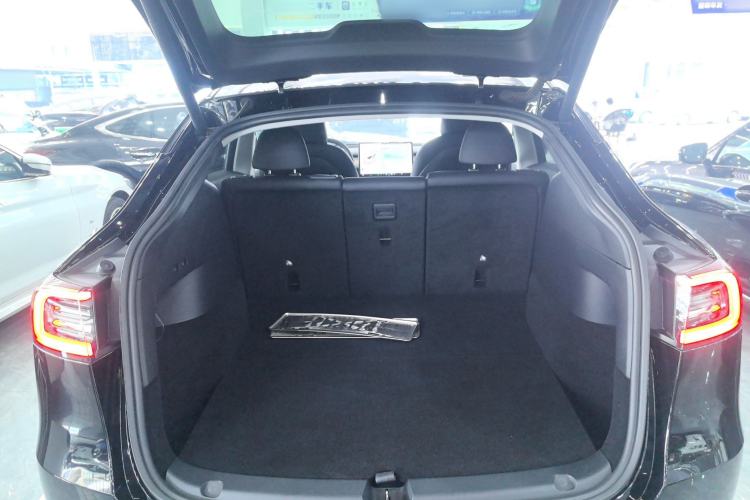 Used Tesla Model Y 2021 Long-Range All-Wheel-Drive Version