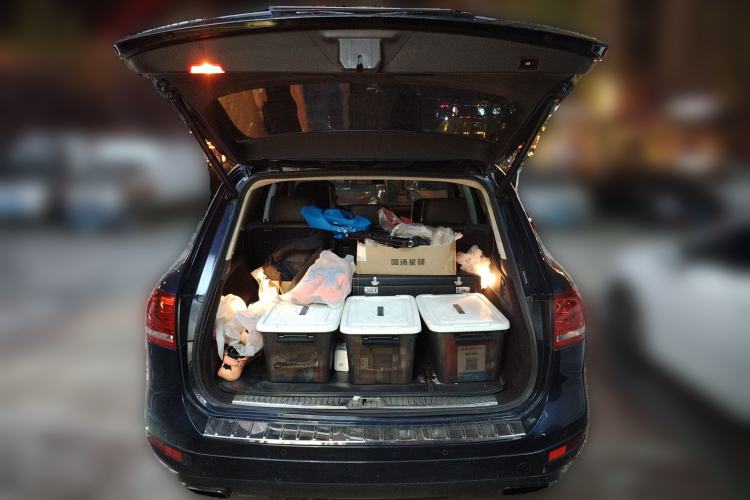 Used Volkswagen Touareg 2011 3.0 TSI Standard Version Trunk