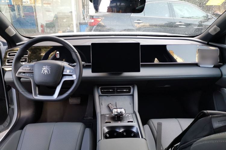 Used BYD Qin L 2025 DM-i Smart Drive 120KM Superior Model