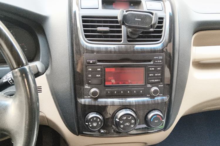 Used Kia Sportage 2013 2.0L Manual Two-Wheel Drive GL Trim