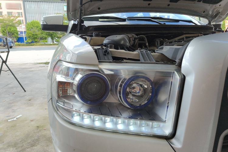 Used Zxauto Terralord 2018 2.5T Diesel Business Edition Two-Wheel Drive Comfort Configuration Standard Double Cabin SD4V25R-100
