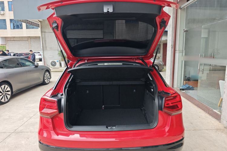 Used Audi Q2L 2018 35 TFSI Fashion Dynamic Version China V Emission Standard Trunk