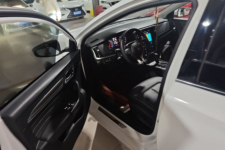 Used Roewe i6 2020 PLUS 1.6L CVT 4G Connected Glory Flagship Edition
