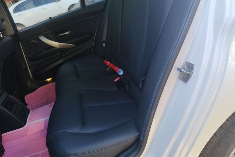 Used BMW 3 Series 2015 316Li Fashion Model
