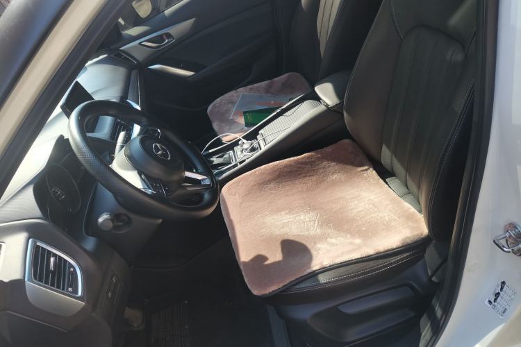 Used Mazda CX-4 2018 2.0L Automatic Two-Wheel Drive Blue Sky Premium Upgrade Version China V Standard
