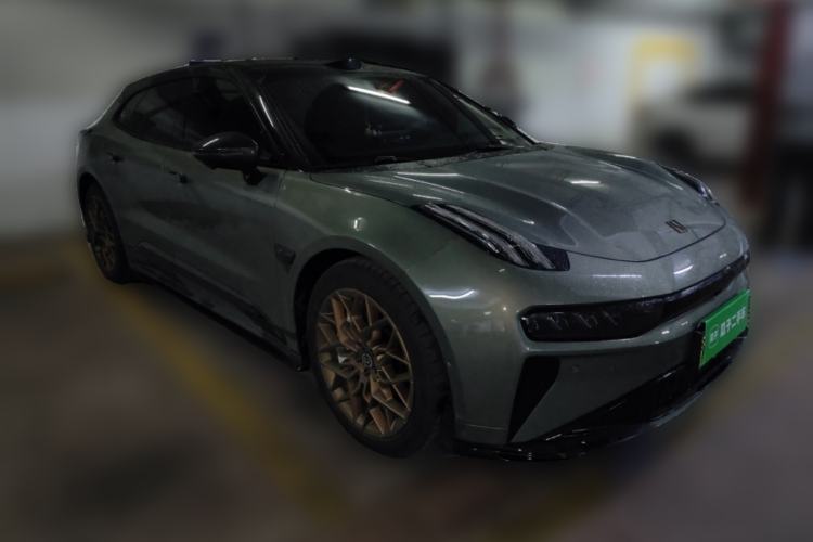 Used Zeekr 001 2024 WE Edition 95 kWh All-Wheel Drive Front Right 45 Deg