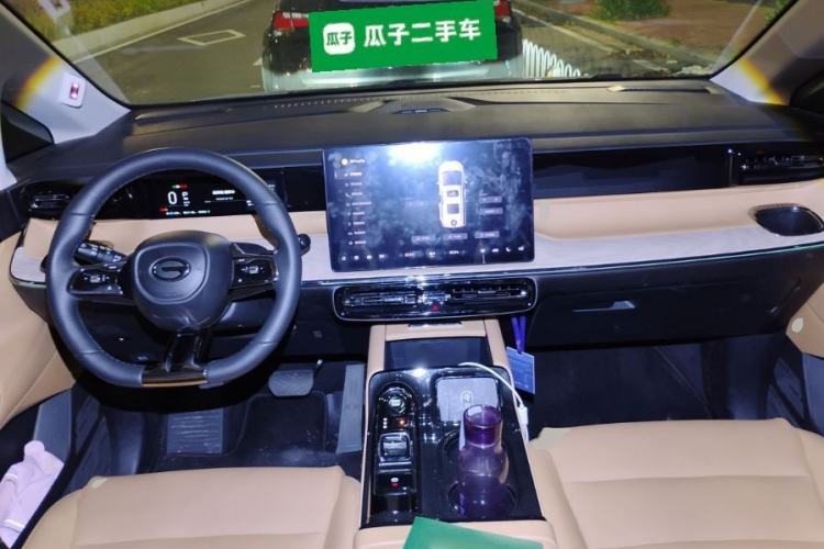 Used GAC Trumpchi E8 New Energy 2024 150km MAX+ Center Console