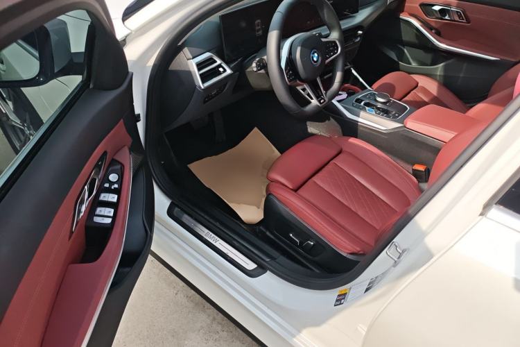 Used BMW i3 2025 eDrive 35 L