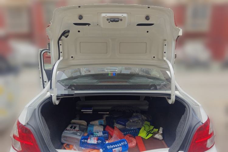 Used Peugeot 301 2014 1.6L Manual Comfort Edition Trunk