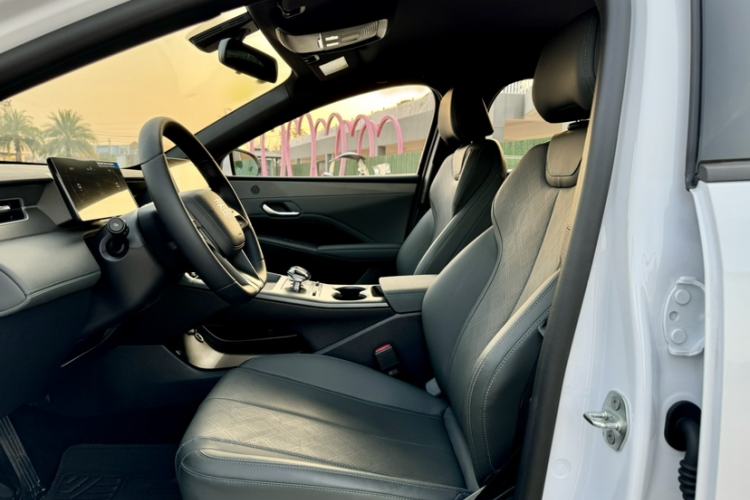 Used BYD Qin PLUS 2025 DM-i Smart Drive 55KM Leading Model
