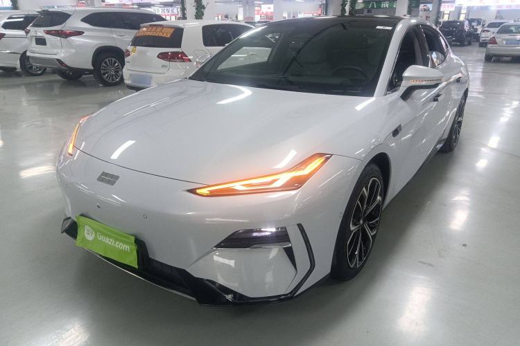 Used Geely Galaxy E8 2025 700 km Long-Range Intelligent Driving Version