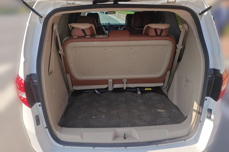 Used Buick GL8 2018 28T Comfort Model China VI Standard Trunk