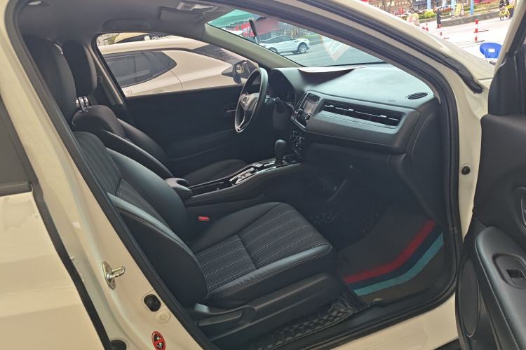 Used Honda Vezel 2017 1.8L CVT 2WD Elite Model
