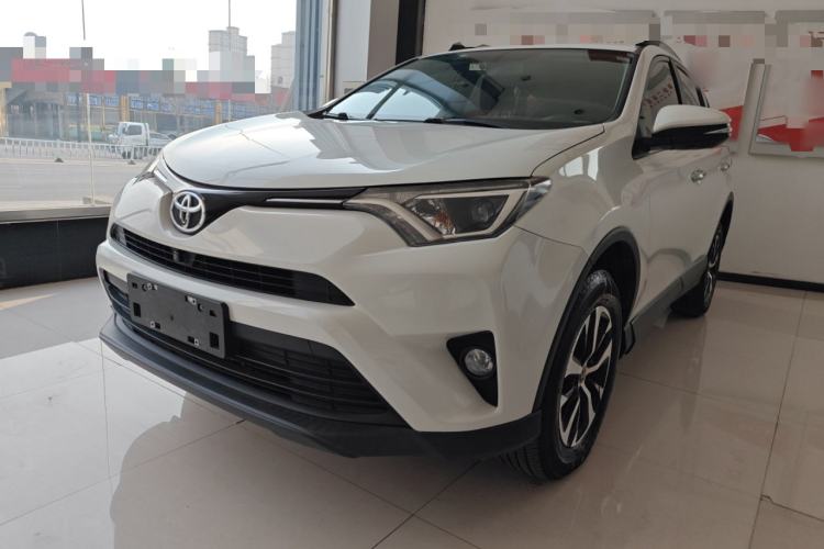 Used Toyota RAV4 2016 2.0L CVT Two-Wheel Drive Comfort Edition China V Standard