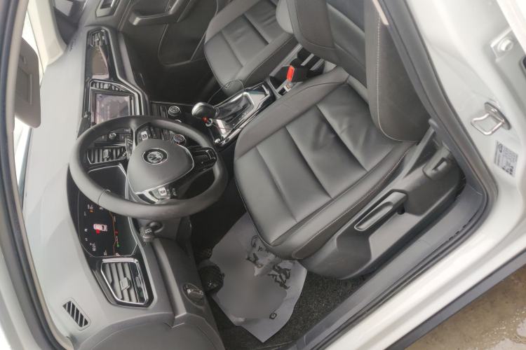 Used Volkswagen T-ROC 2020 280TSI DSG Two-Wheel Drive Comfort Version Left Front Seat