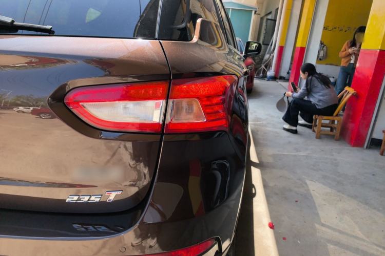 Used GAC Trumpchi GS4 2017 235T Automatic Two-Wheel Drive Elite Edition Right Rear Taillight